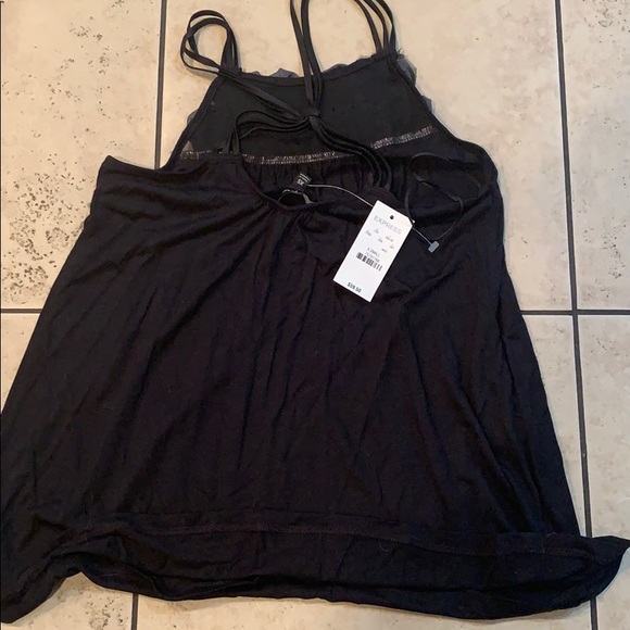 Tank top - Picture 2 of 4